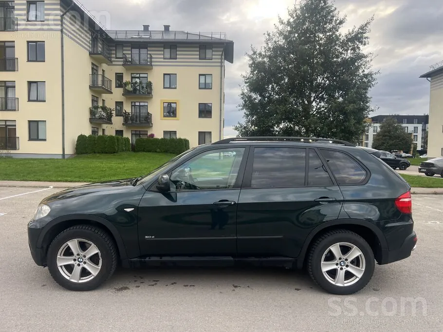 BMW X5 2008 photo 2