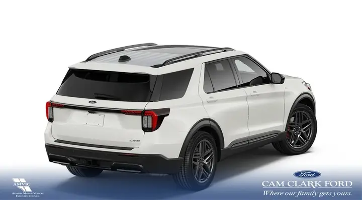 Ford Explorer 2026 photo 3