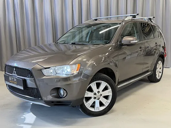Mitsubishi Outlander 2010 photo 2