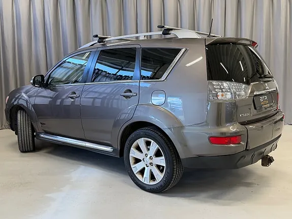 Mitsubishi Outlander 2010 photo 5