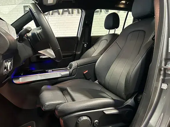 Mercedes-Benz Eqb250+ 2025 photo 5