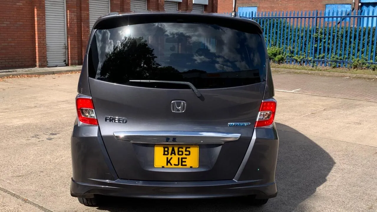 Honda Freed 2016 photo 4