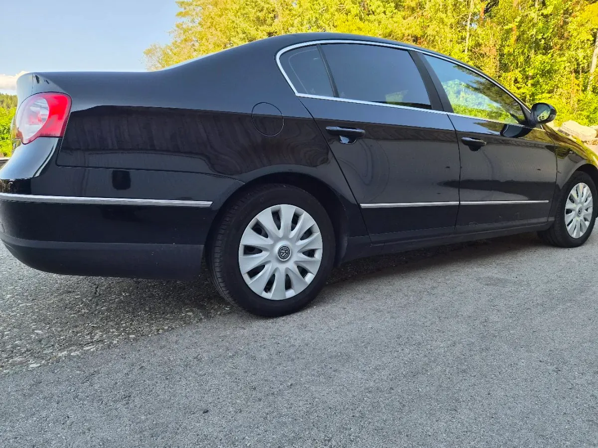 Volkswagen Passat 2005 photo 3