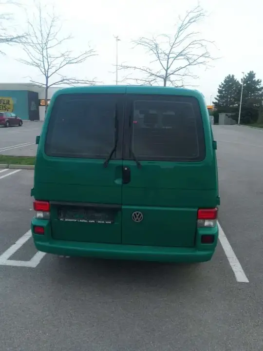 Volkswagen T4 1998 photo 3