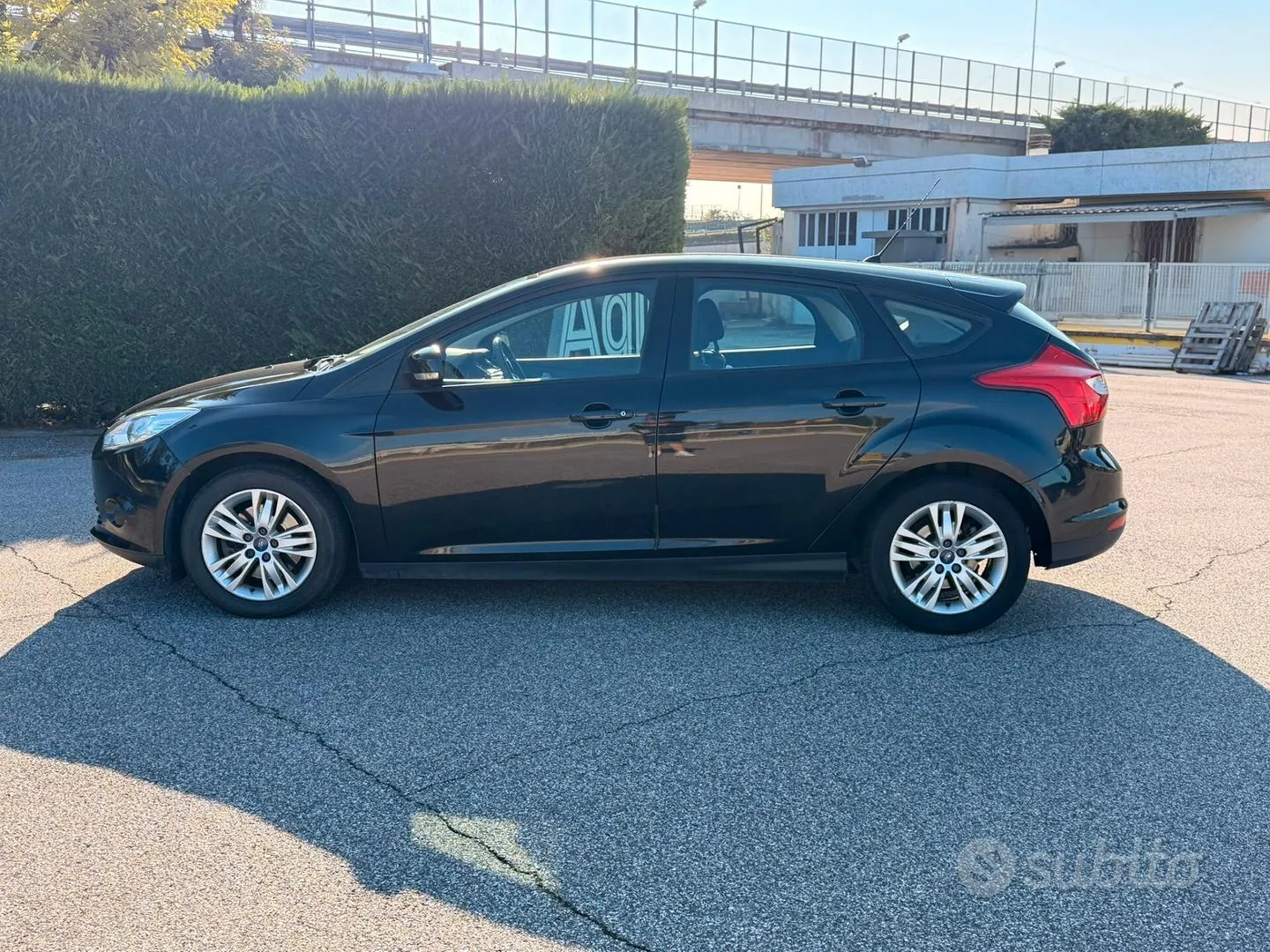 Ford Focus 2012 photo 3