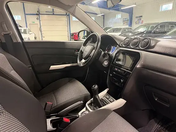 Suzuki Vitara 2016 photo 5