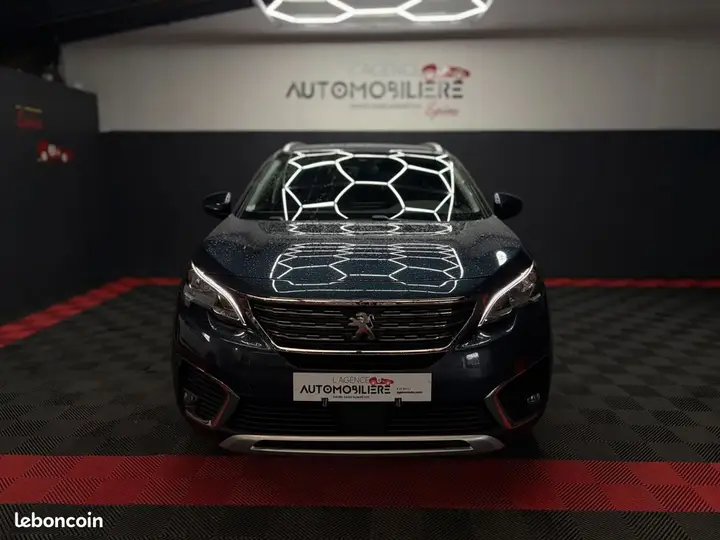 Peugeot 5008 2018 photo 2