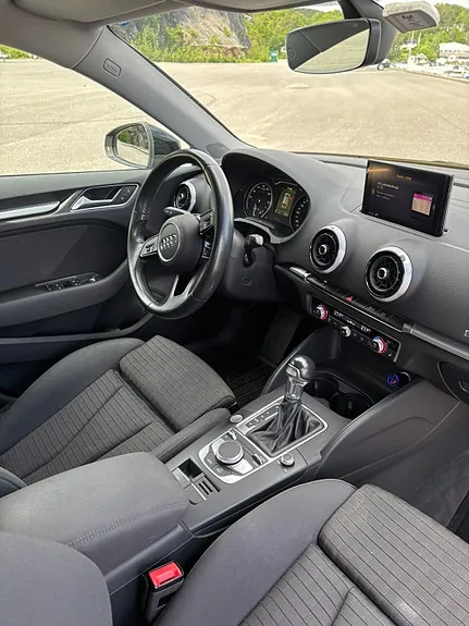 Audi A3 2018 photo 3