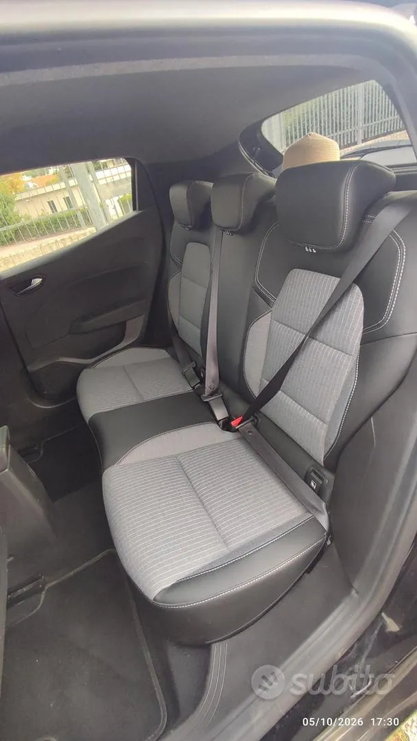 Renault Clio 2023 photo 5