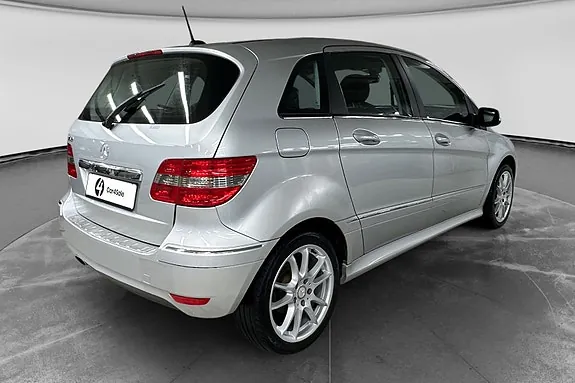 Mercedes-Benz B160 2010 photo 5