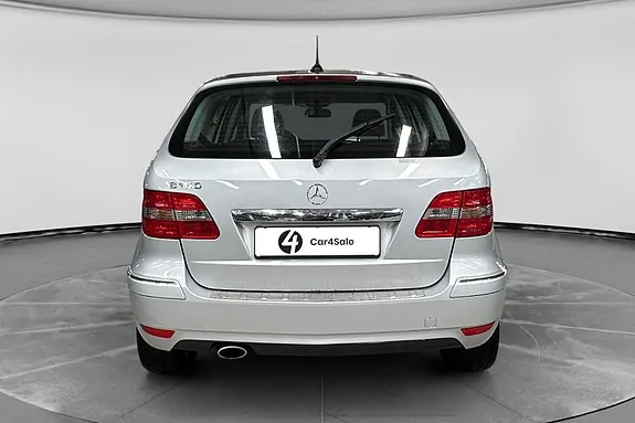 Mercedes-Benz B160 2010 photo 4