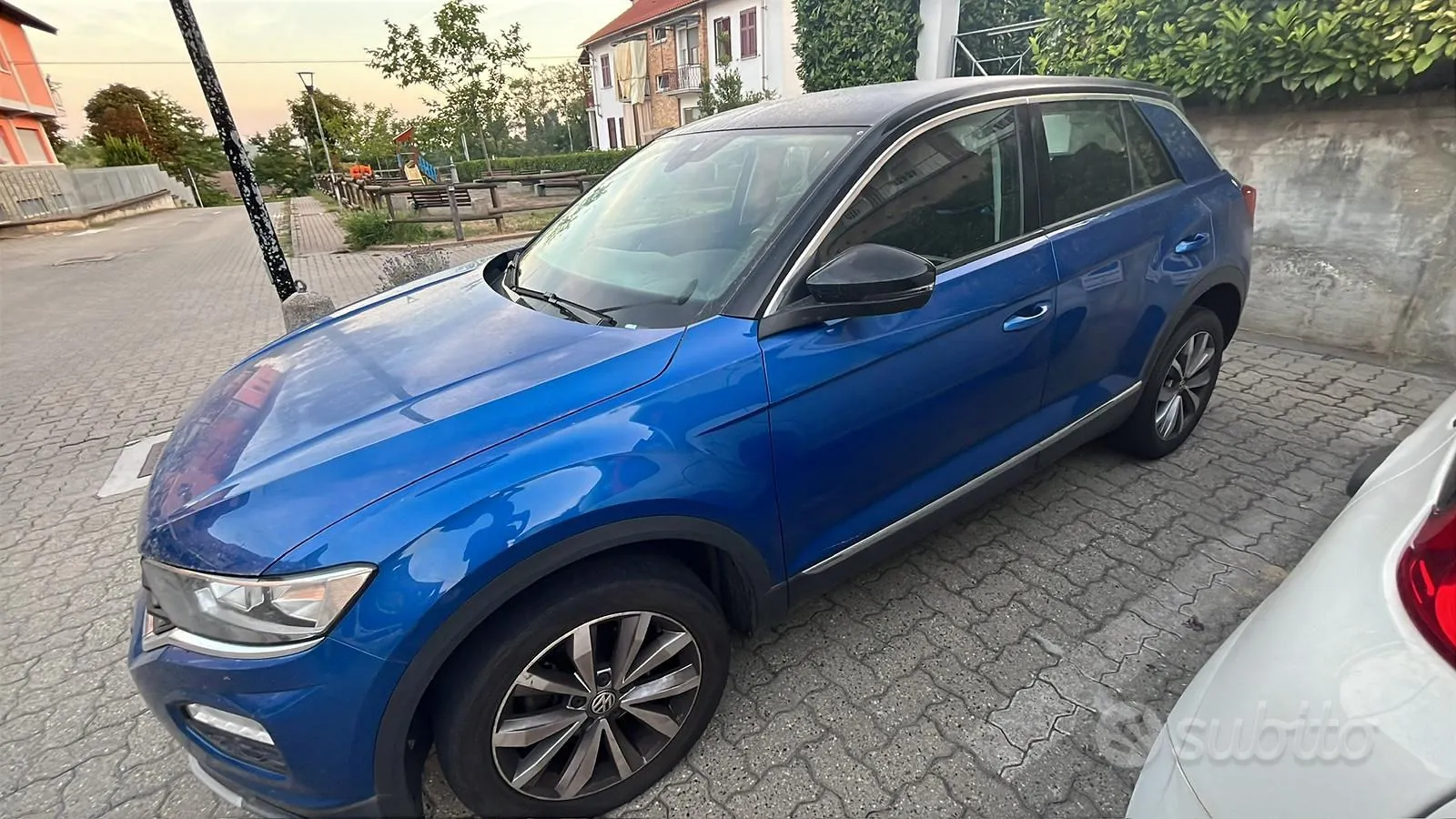 Volkswagen T-Roc 2019 photo 3