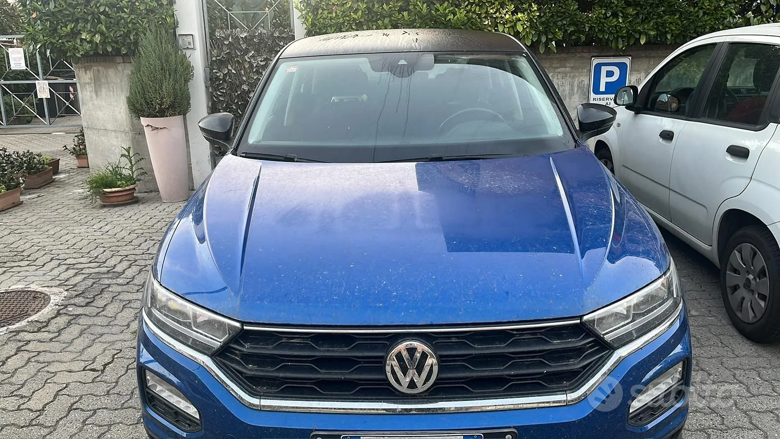 Volkswagen T-Roc 2019 photo 2
