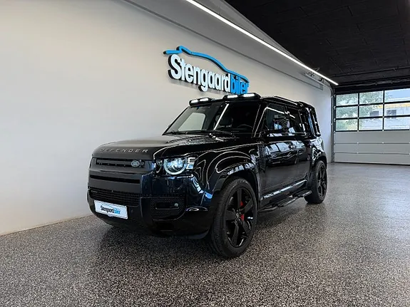 Land Rover Defender 110