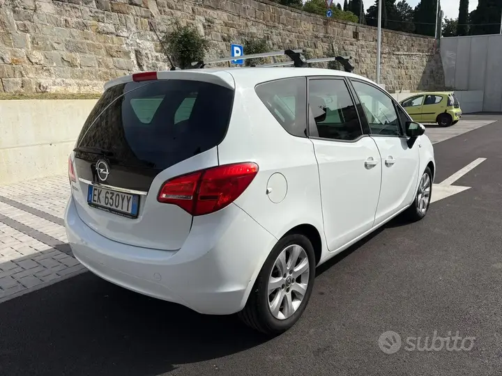 Opel Meriva 2012 photo 4