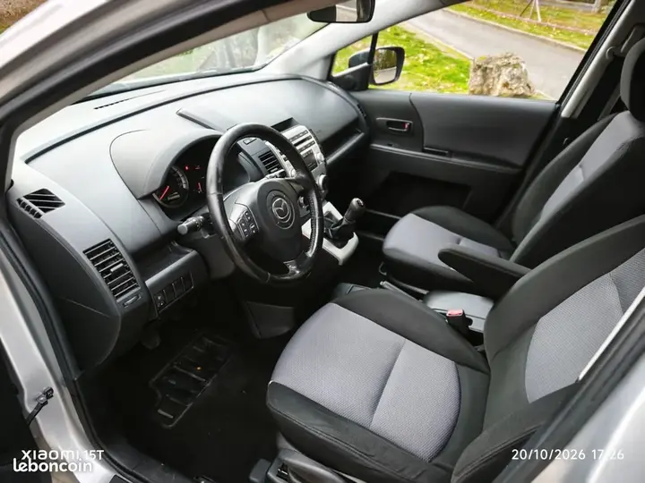 Mazda 5 2005 photo 5
