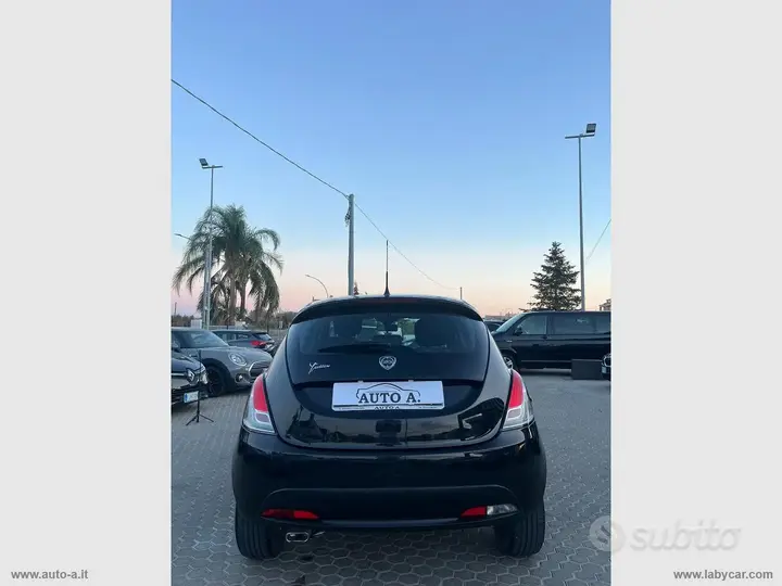 Lancia Ypsilon 2014 photo 5