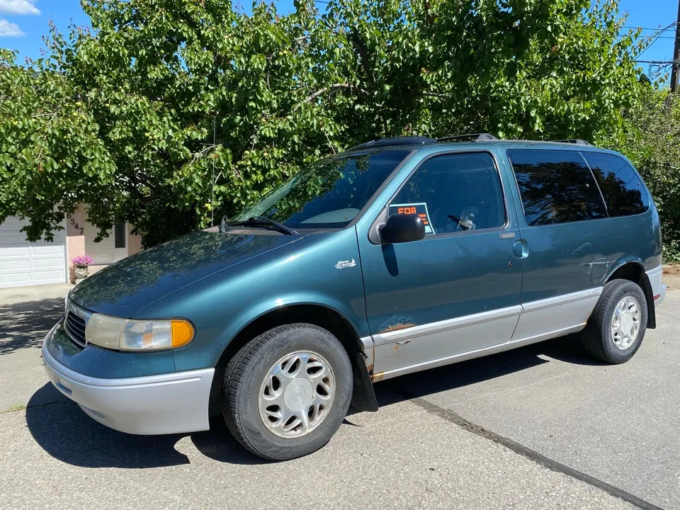 Mercury Villager 1996 photo 2