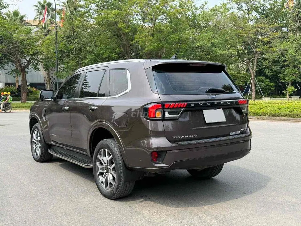 Ford Everest 2023 photo 4