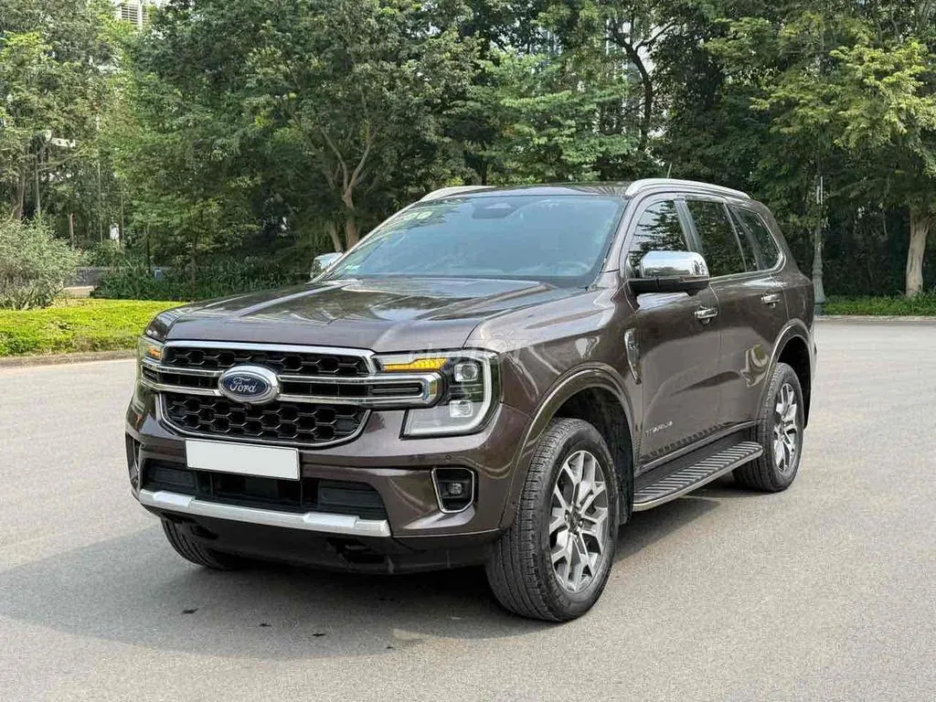 Ford Everest 2023 photo 2