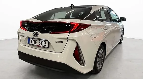 Toyota Prius 2017 photo 3
