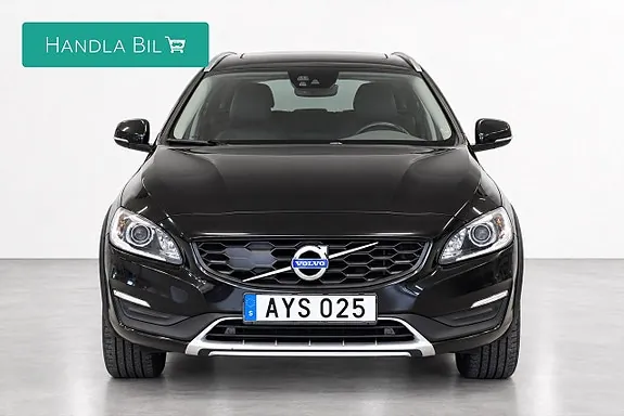 Volvo V60 Cross Country 2018 photo 2