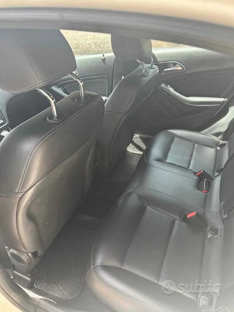Mercedes-Benz A-Class 2016 photo 5