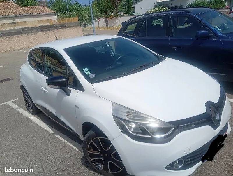 Renault Clio 2016 photo 2