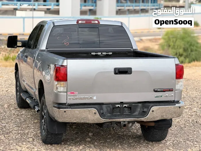 Toyota Tundra 2010 photo 4
