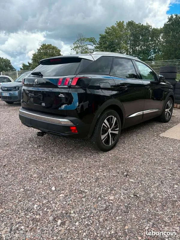 Peugeot 3008 2020 photo 3