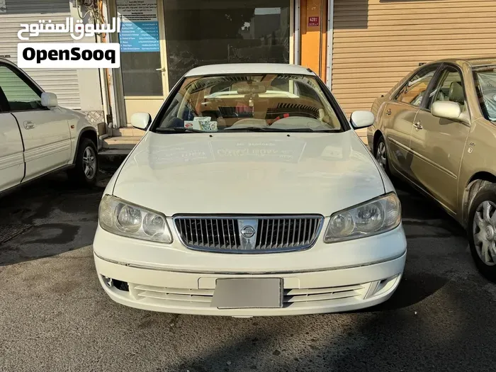 Nissan Sunny 2004 photo 3