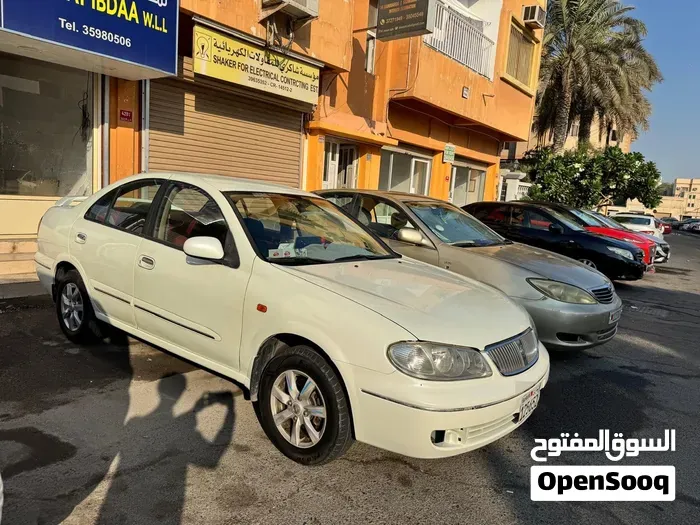 Nissan Sunny 2004 photo 4