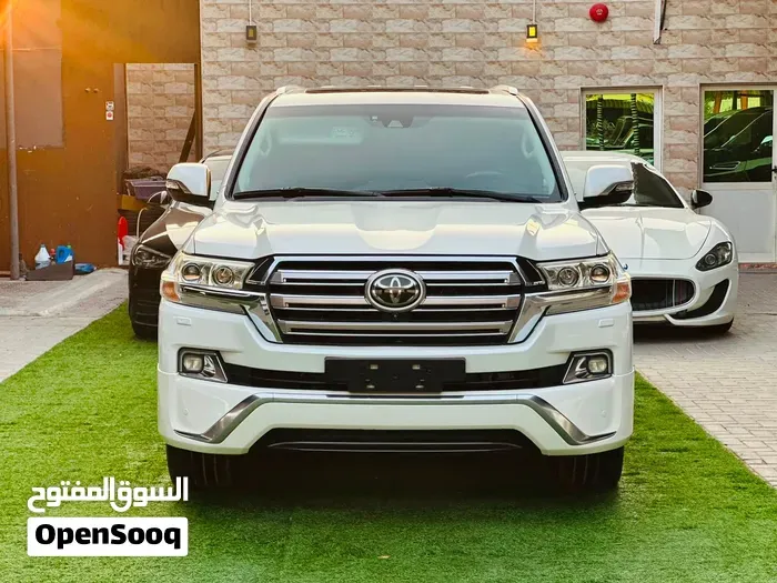Toyota Land Cruiser 2016 photo 2