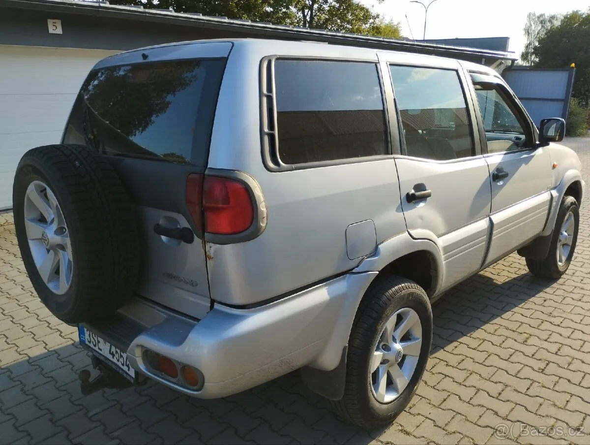 Nissan Terrano 2 2003 photo 4