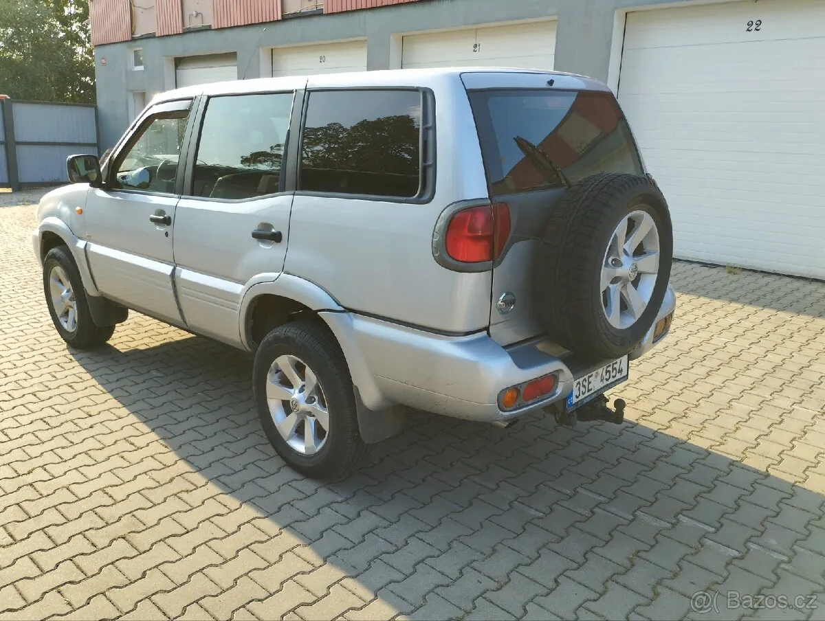 Nissan Terrano 2 2003 photo 3
