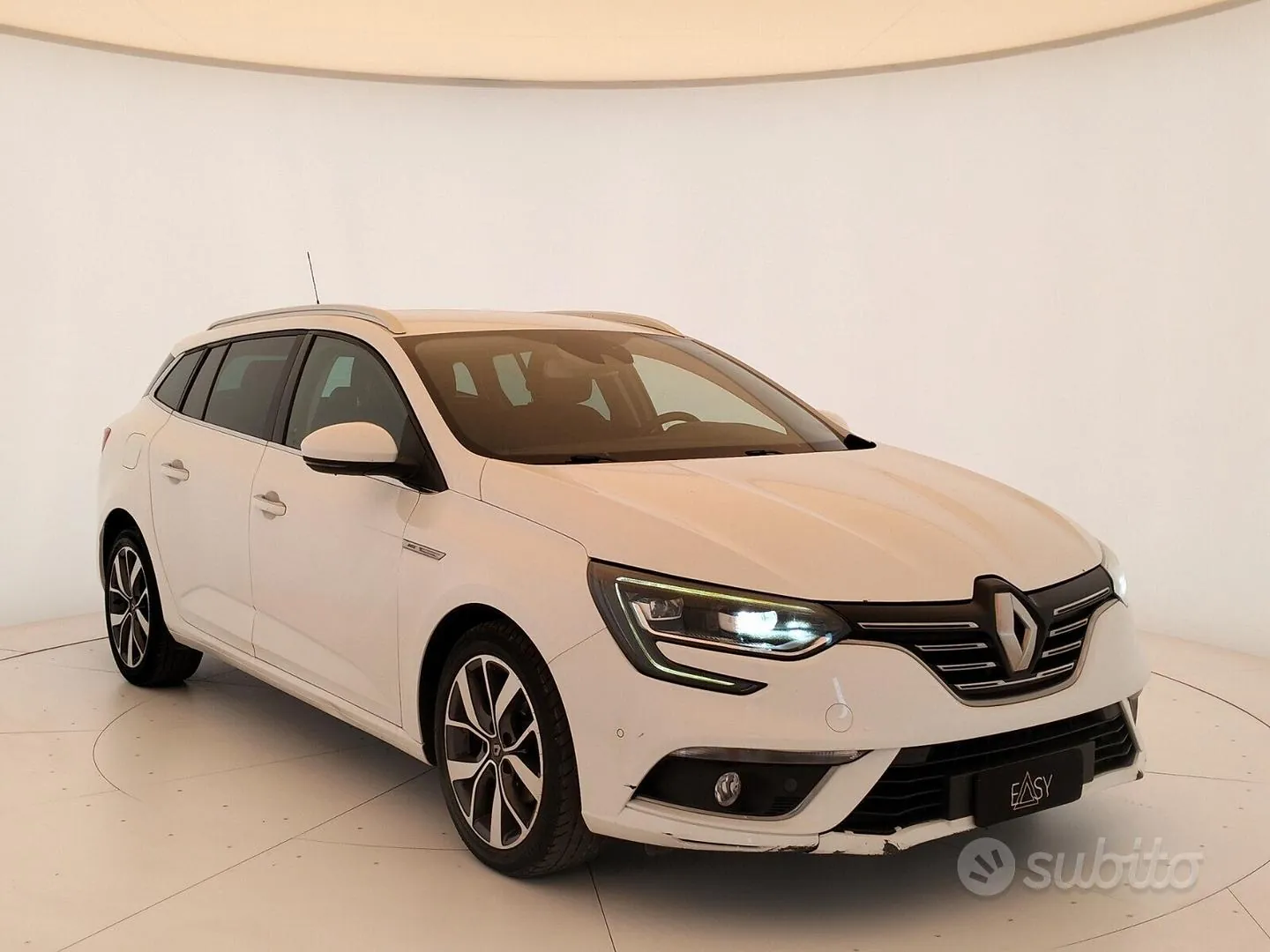 Renault Megane 2018 photo 4
