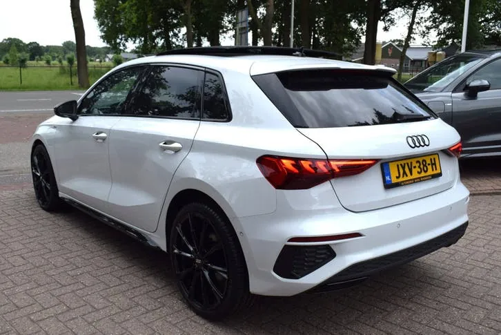 Audi A3 2021 photo 3