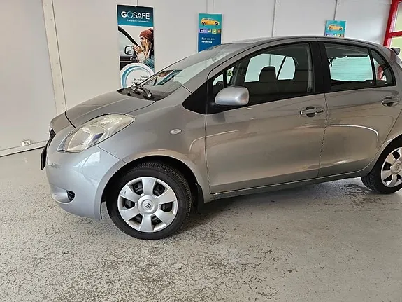 Toyota Yaris 2007 photo 5