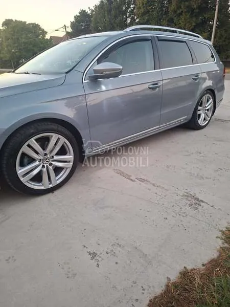 Volkswagen Passat B7 2014 photo 2