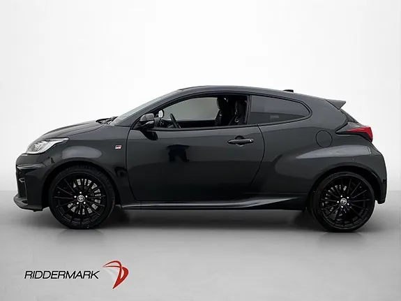 Toyota Yaris 2023 photo 4