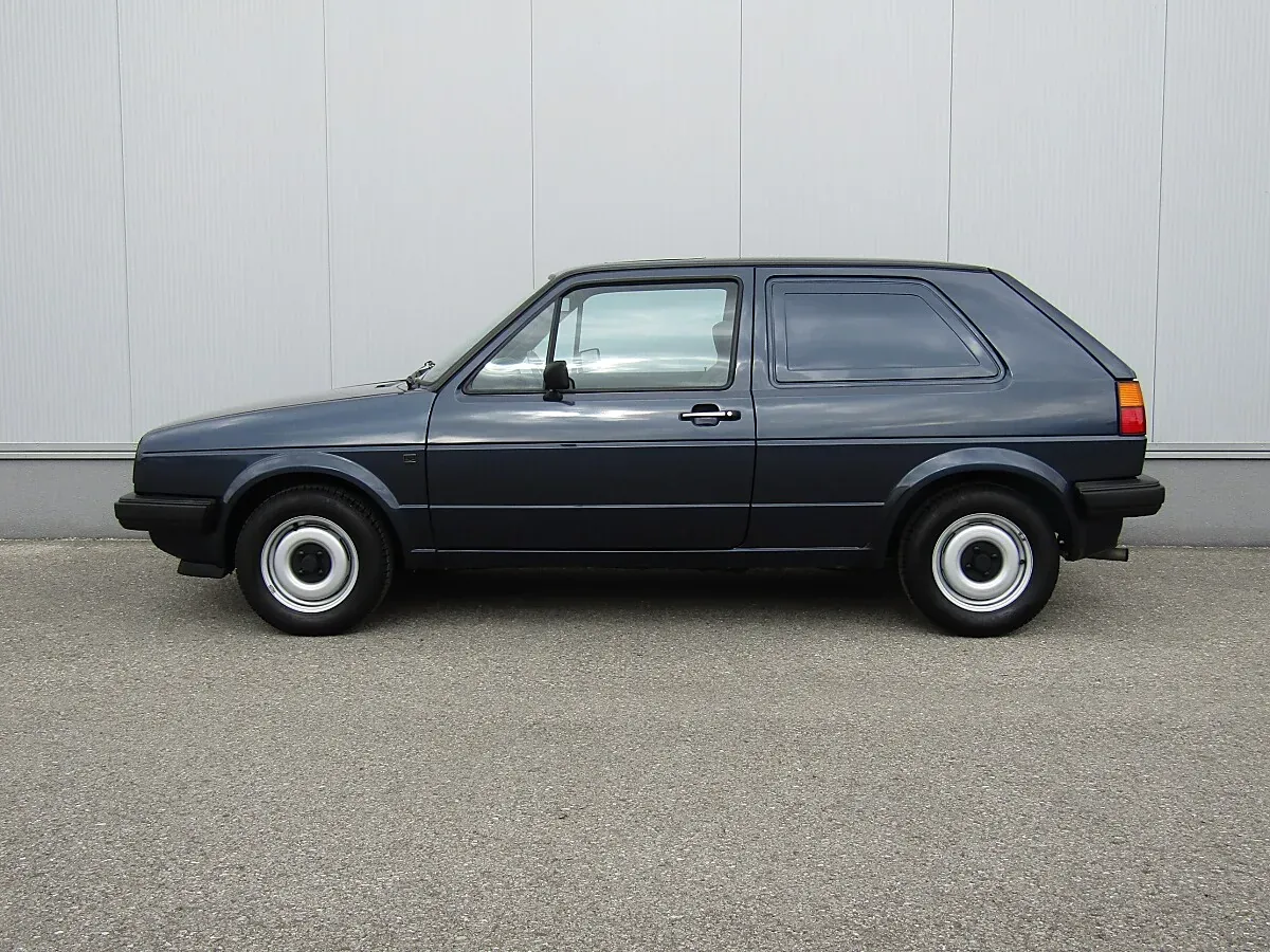 Volkswagen Golf 1986 photo 2