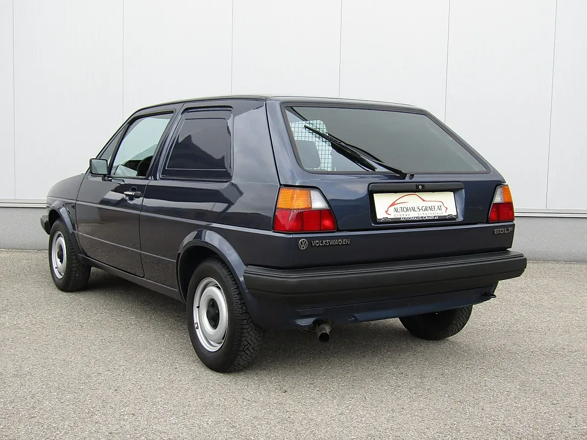 Volkswagen Golf 1986 photo 3
