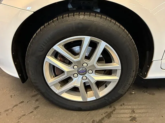 Volvo Xc60 2017 photo 5