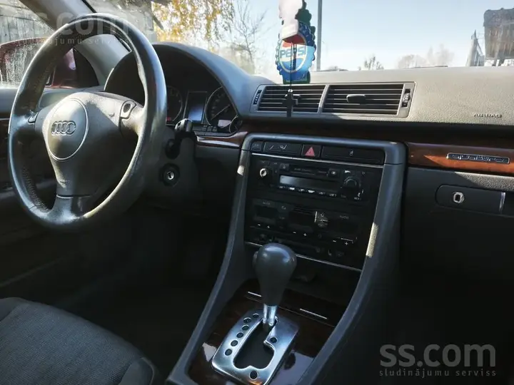 Audi A4 2002 photo 5