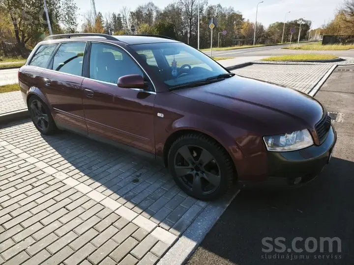 Audi A4 2002 photo 2