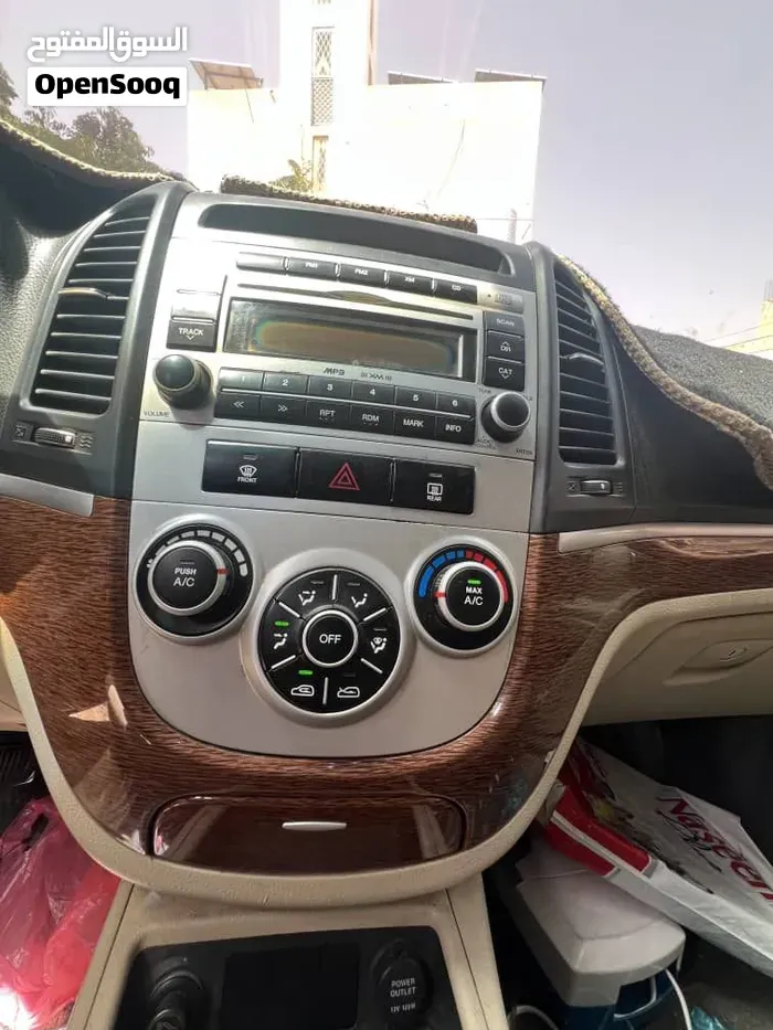 Hyundai Santa Fe 2008 photo 3