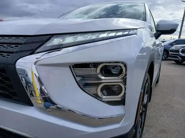 Mitsubishi Eclipse Cross 2026 photo 3