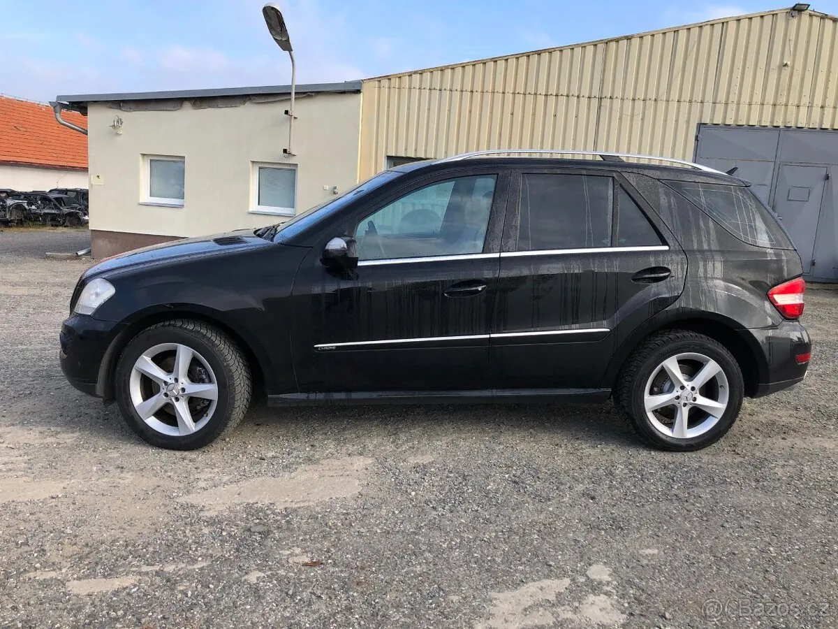 Mercedes-Benz Ml 164 photo 3