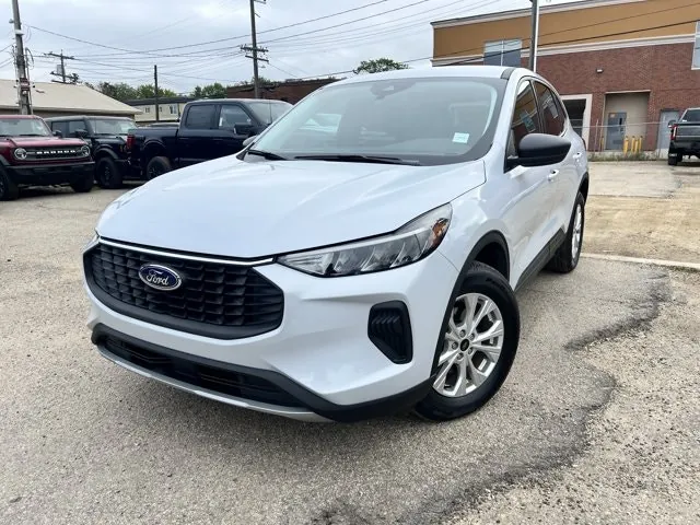Ford Escape 2025 photo 2