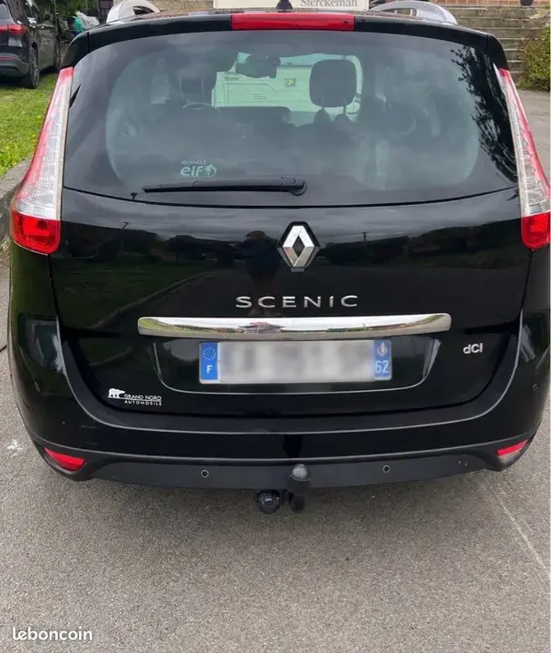 Renault Grand Scenic 2016 photo 2